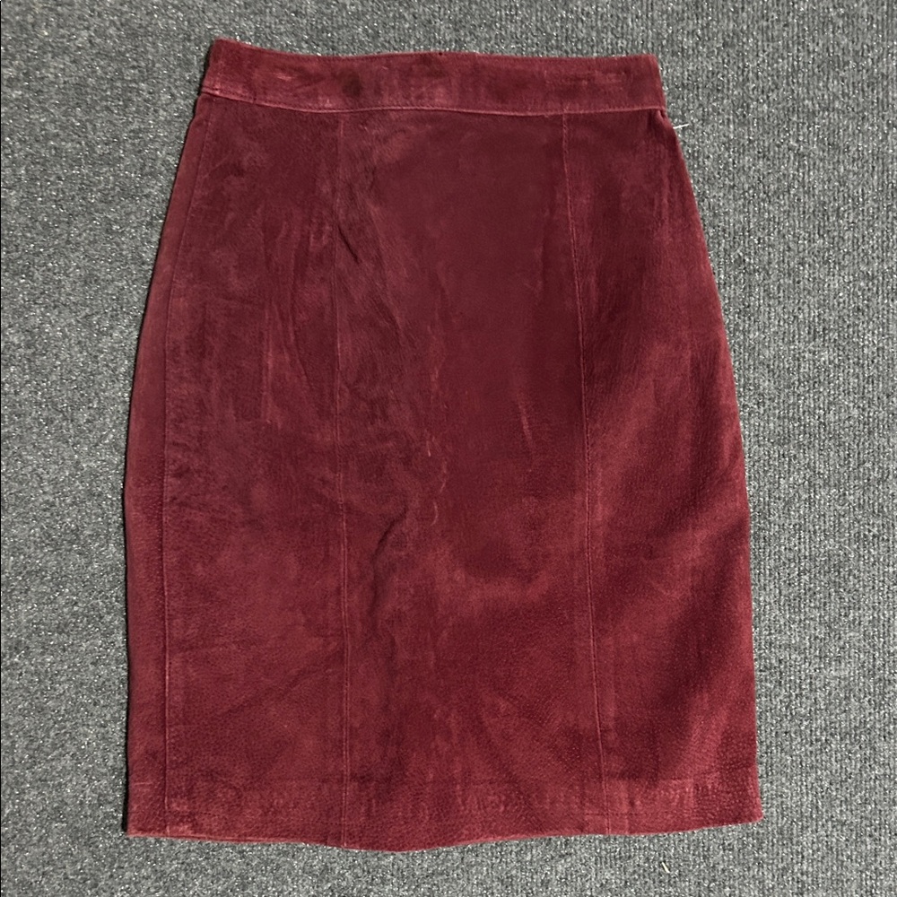 Chic Burgundy Midi Skirt